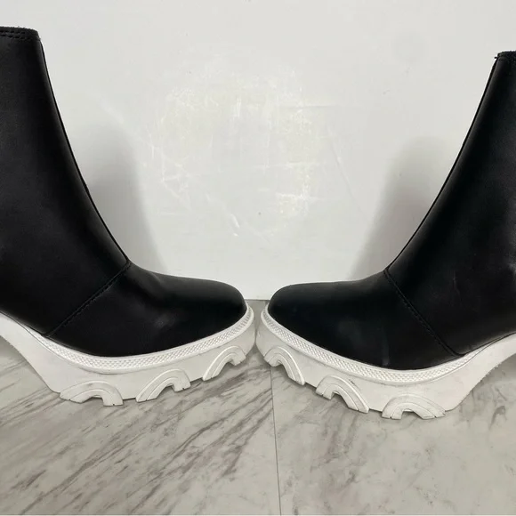 Sorel Brex Black White Leather Heeled Chelsea Bootie 7 1/2 - Picture 6 of 14
